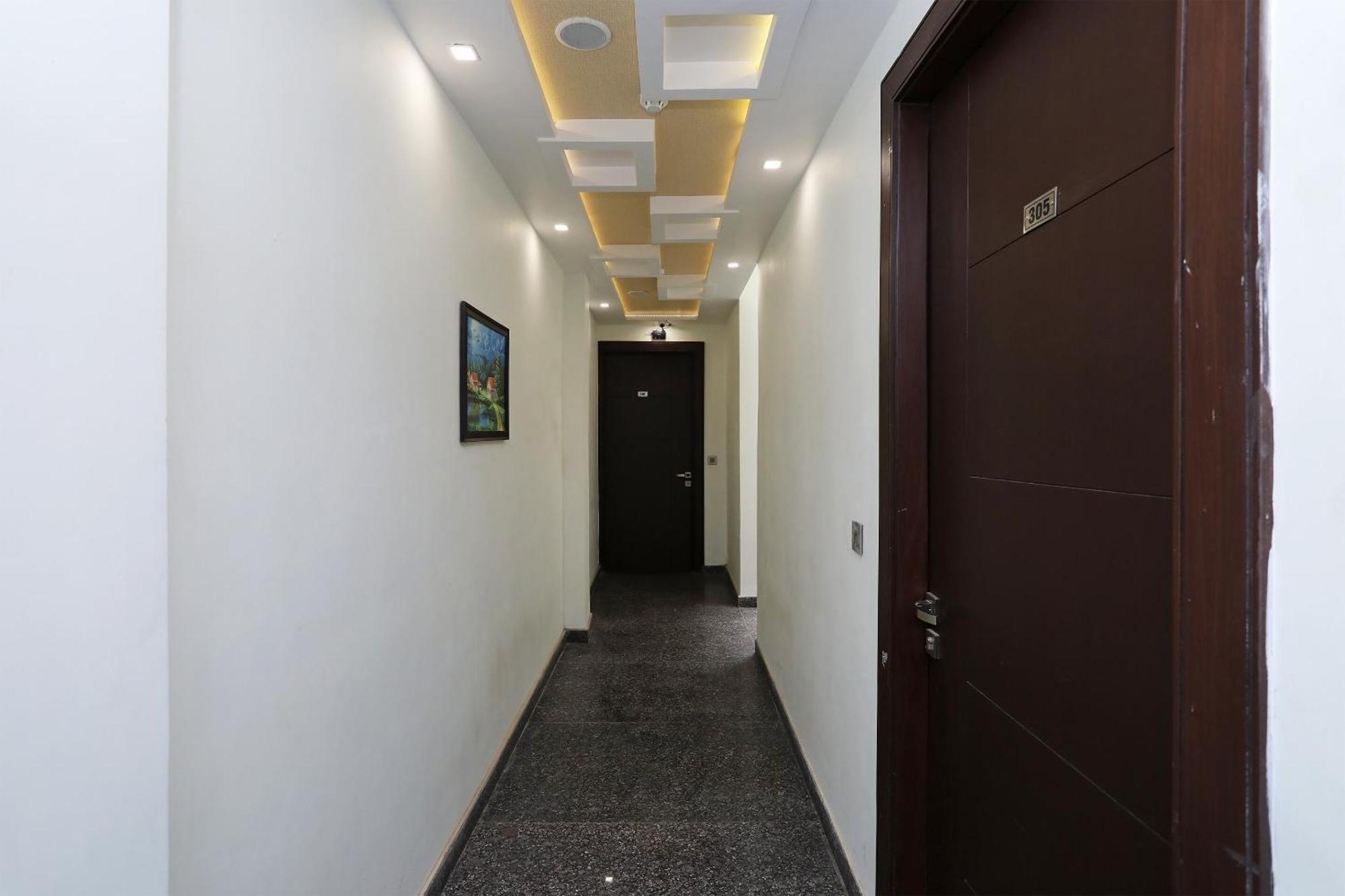 אגרה Oyo Hotel Vaishnavi Heritage Inn מראה חיצוני תמונה