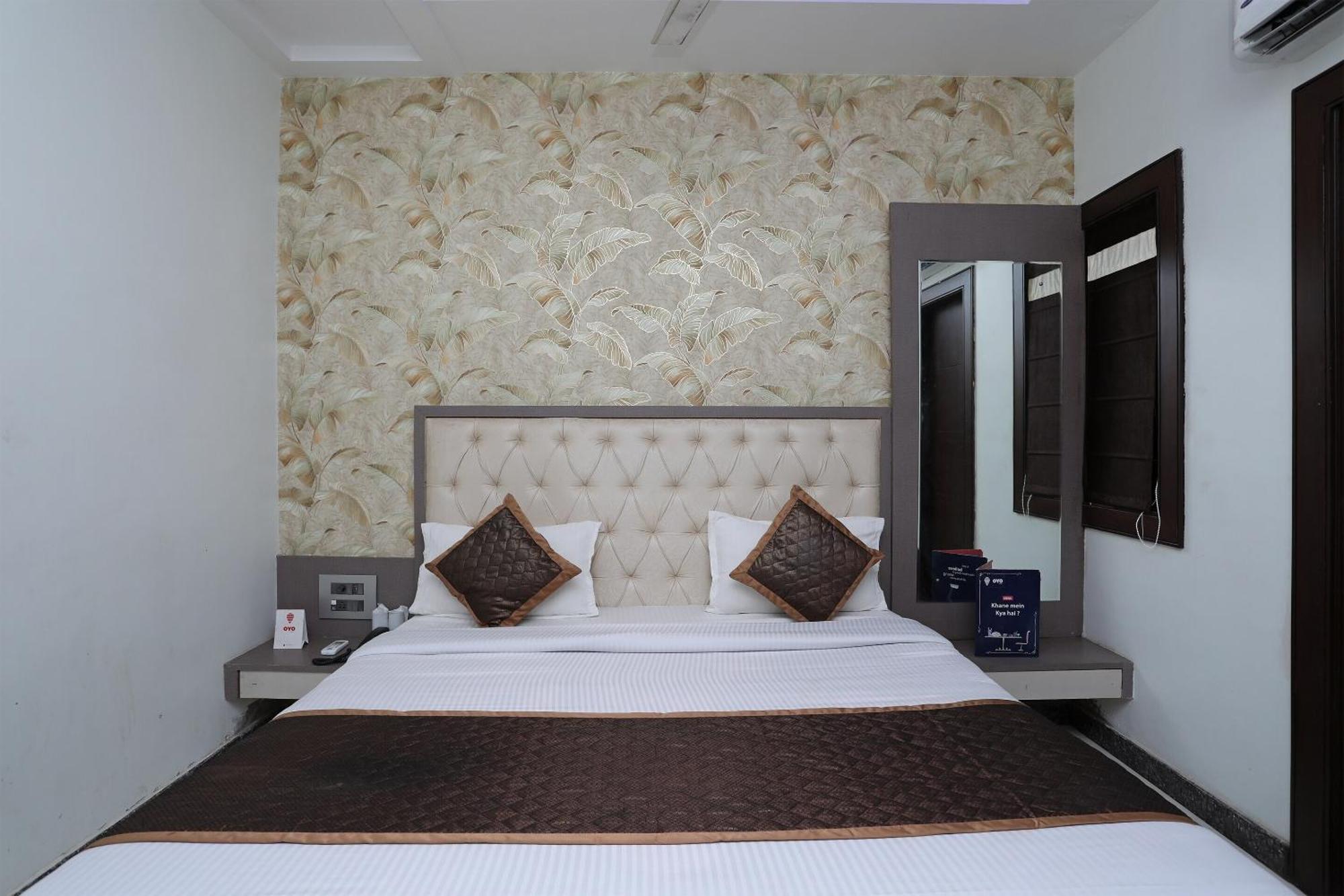 אגרה Oyo Hotel Vaishnavi Heritage Inn מראה חיצוני תמונה