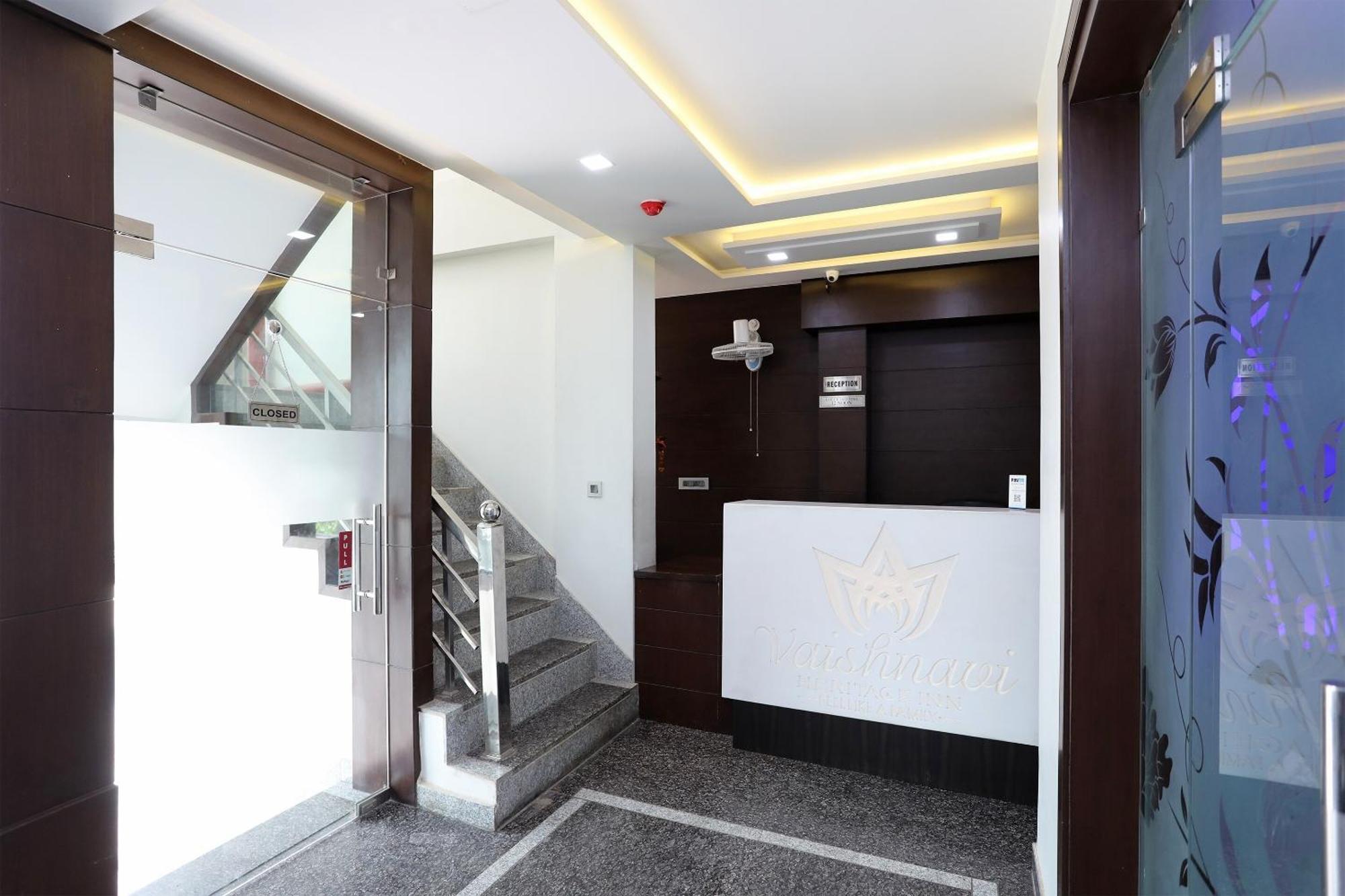 אגרה Oyo Hotel Vaishnavi Heritage Inn מראה חיצוני תמונה